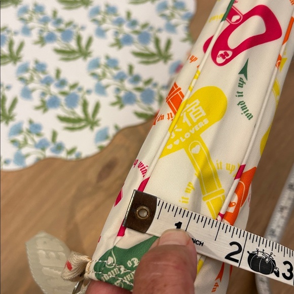 White Harajuku Lovers tote - Picture 9 of 10